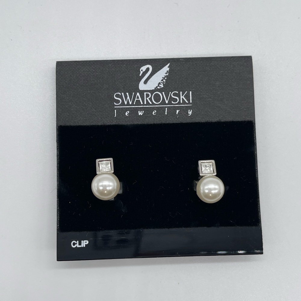 Swarovski Faux Pearl with Rhinestone Clip on Earrings NWT